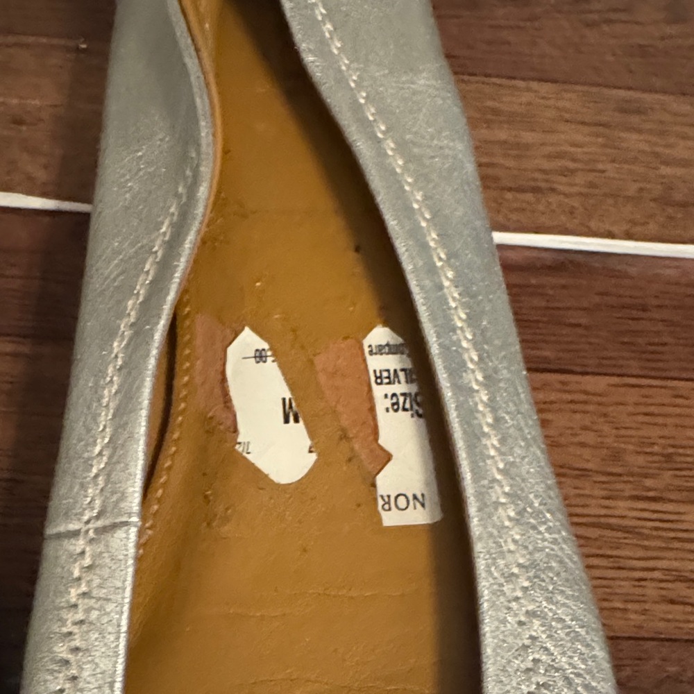 Coach Silver Women's Flats - Picture 5 of 6